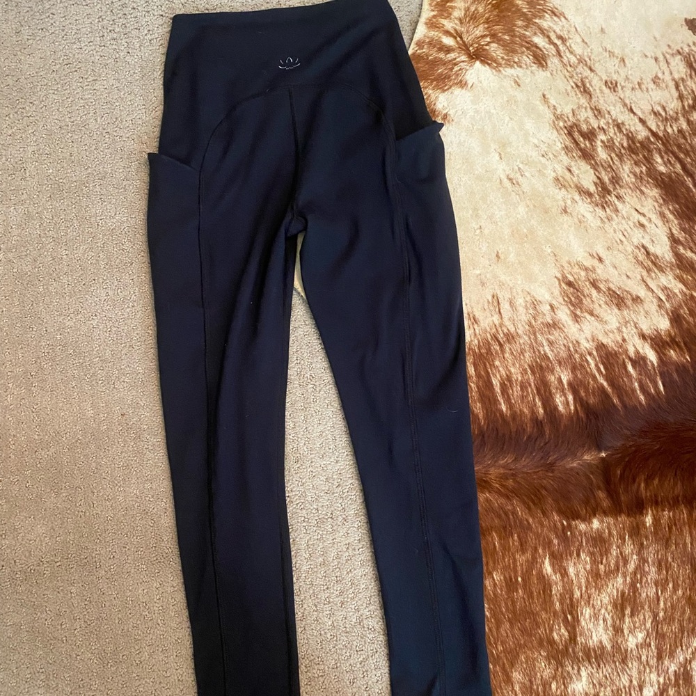 Beyond Yoga Classic Black Leggings
